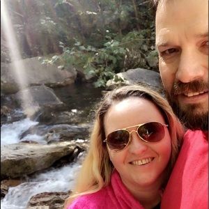 Meet your Posher, Sherry